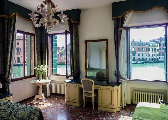 Smeraldo Apartment Grand Canal 1566C